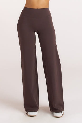 ContourSoft Straight-Leg Leggings - Dark Chocolate alternate