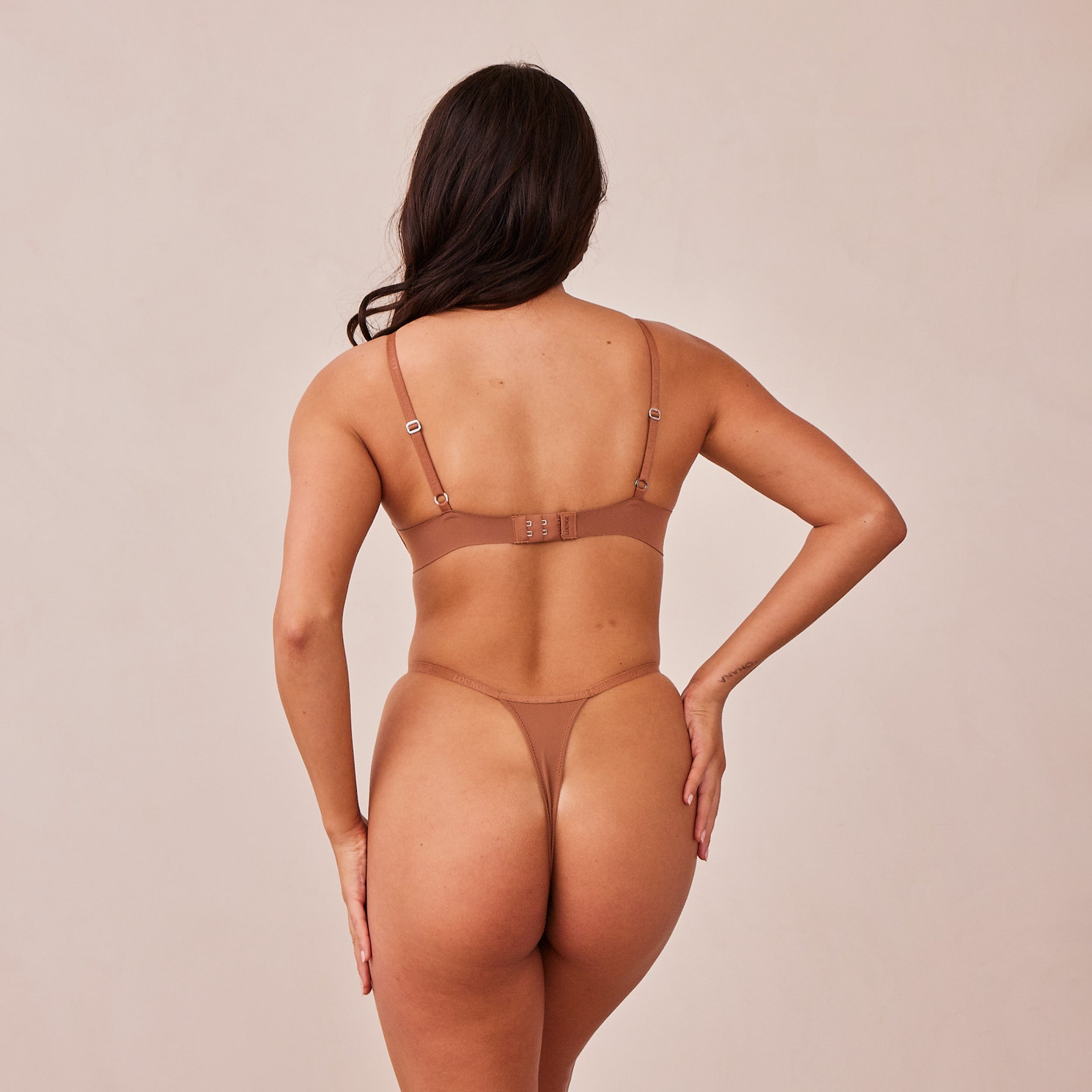 Light Non-Wired Plunge T-Shirt Bra | Dakota, S/S (Thong)