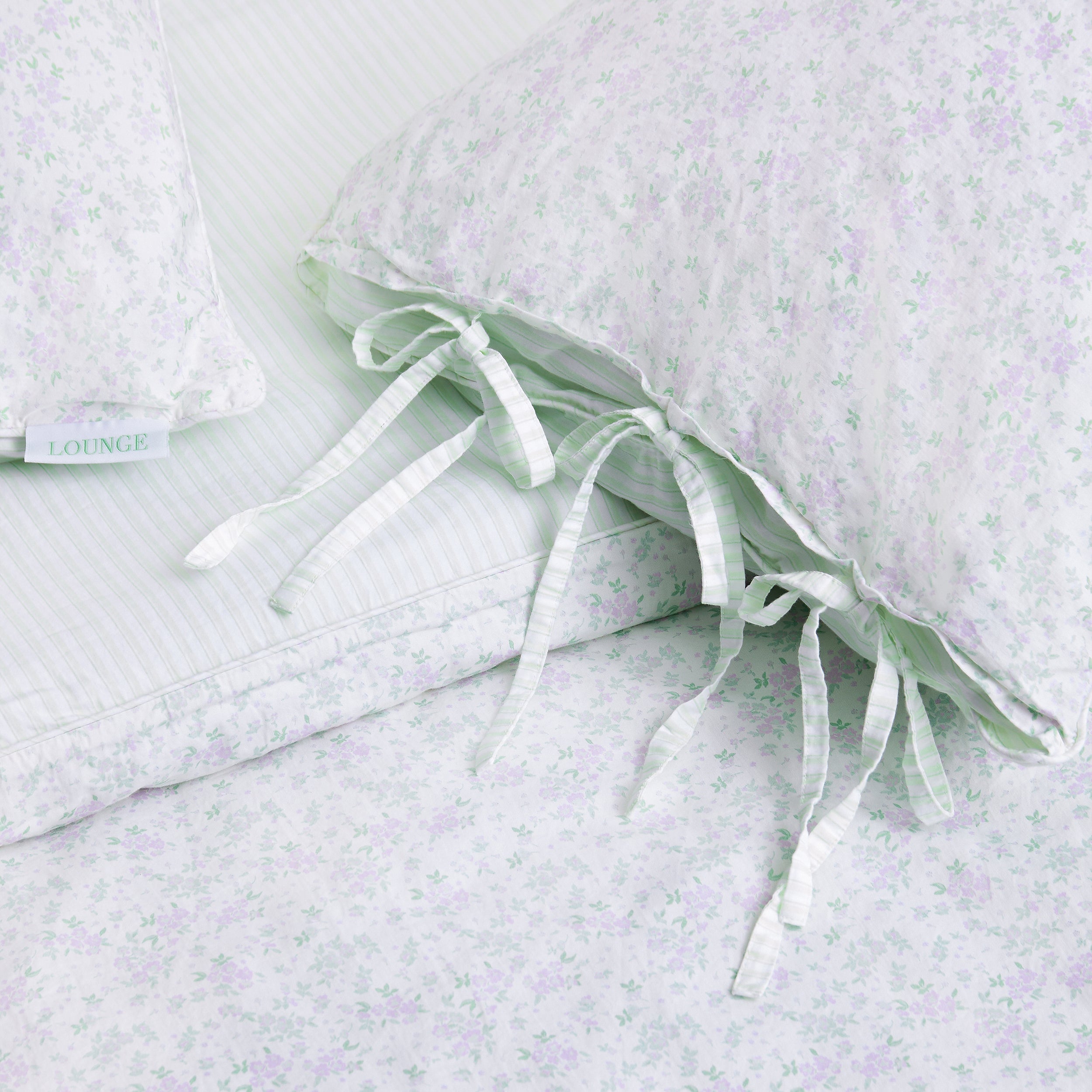 Bloom & Stripe Reversible Duvet Cover | Bloom & Stripe Reversible Duvet Cover - Sage Floral Print