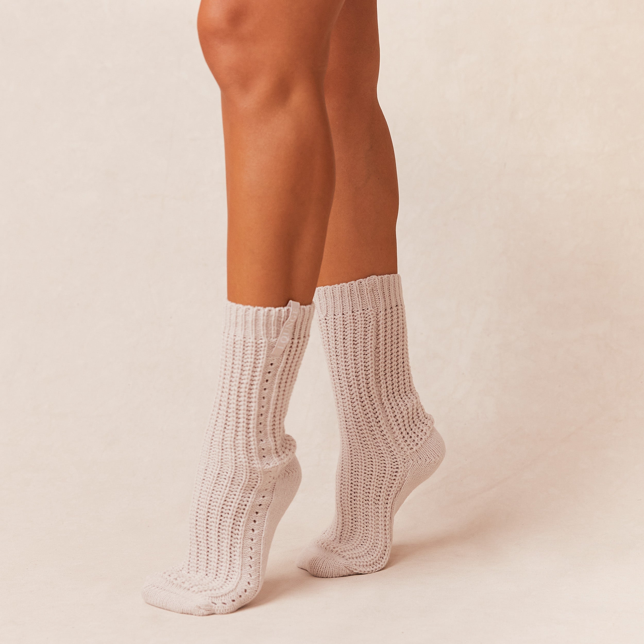 Snooze Knitted Socks - Cream | Samaria, S-M