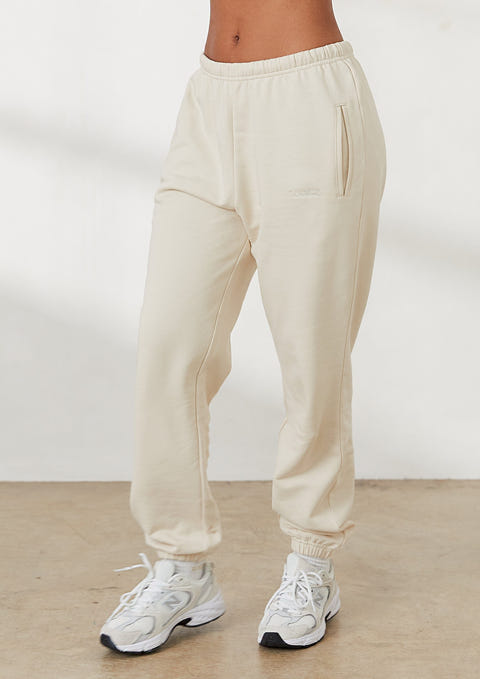 Oversized Sweatpants X Jess Hunt - Bone – Lounge Underwear