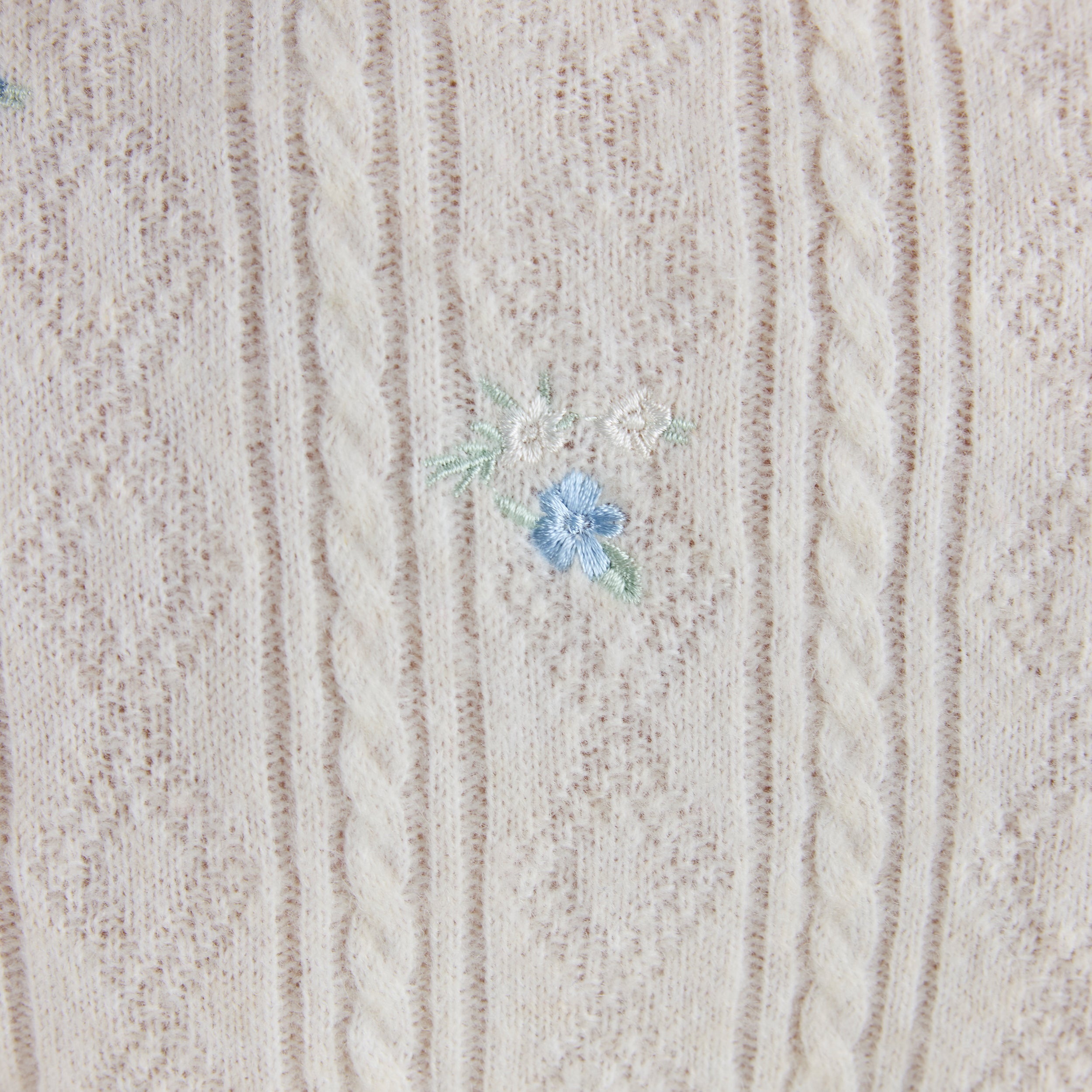 Embroidered Knitted Top | Embroidered Knitted Top - Cream